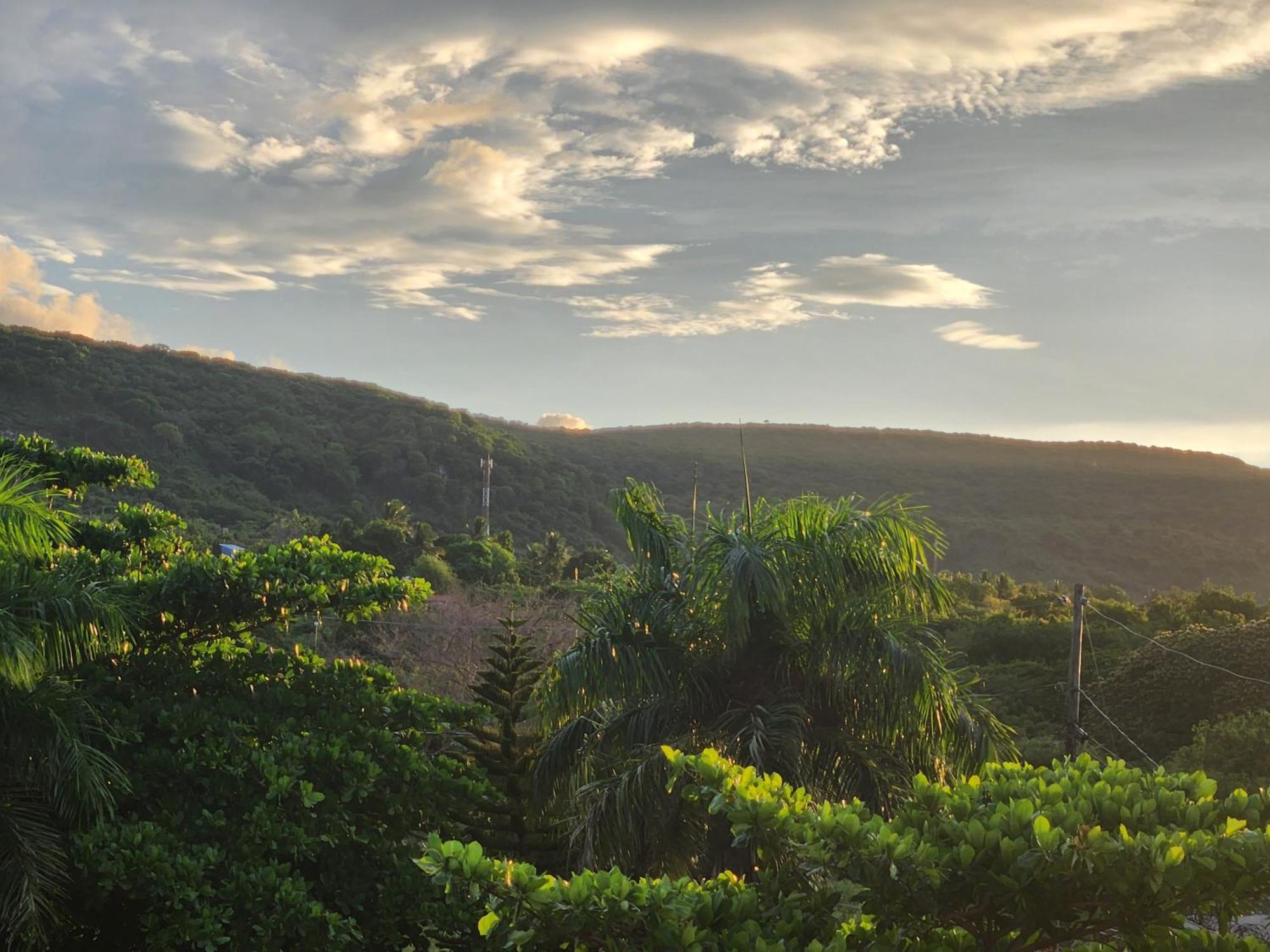 Casita Linda Larimar - 2Br Apartment With Rooftop, Bay Views, Fast Wifi, Near Beach In Barahona Buitenkant foto